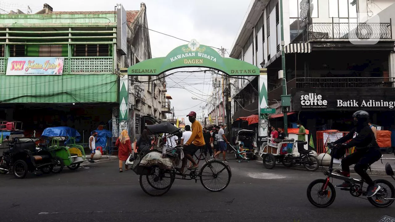 Wisatawan Merokok di Malioboro Yogyakarta Bakal Didenda hingga Rp7,5 Juta Mulai 2025