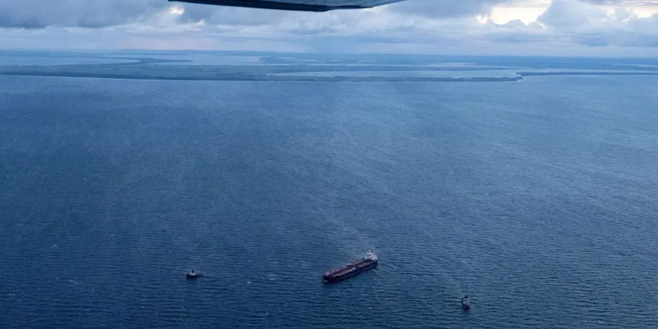 Sturm erschwert Öltanker-Sicherung in der Ostsee