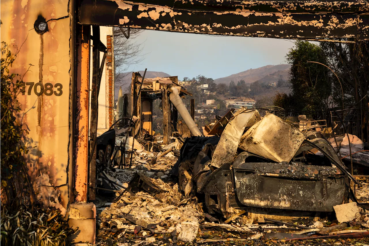 Closed Reservoir May Not Have Changed Wildfire Outcomes, Expert Says