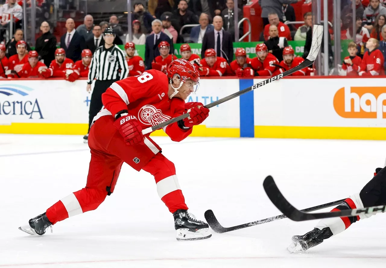 Chicago Blackhawks vs. Detroit Red Wings FREE LIVE STREAM (1/10/25): Watch NHL regular season online