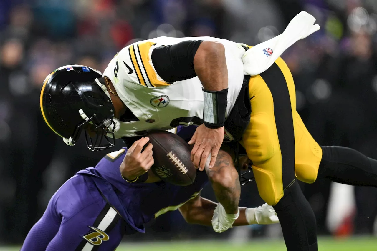 Ravens and Steelers Clash in AFC Wild Card Showdown