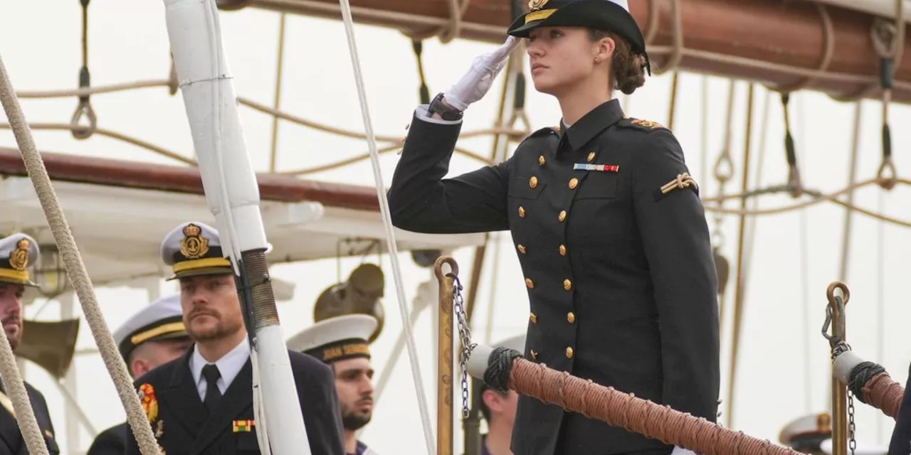 Kronprinzessin Leonors lange Weltreise im Rahmen ihrer militärischen Ausbildung