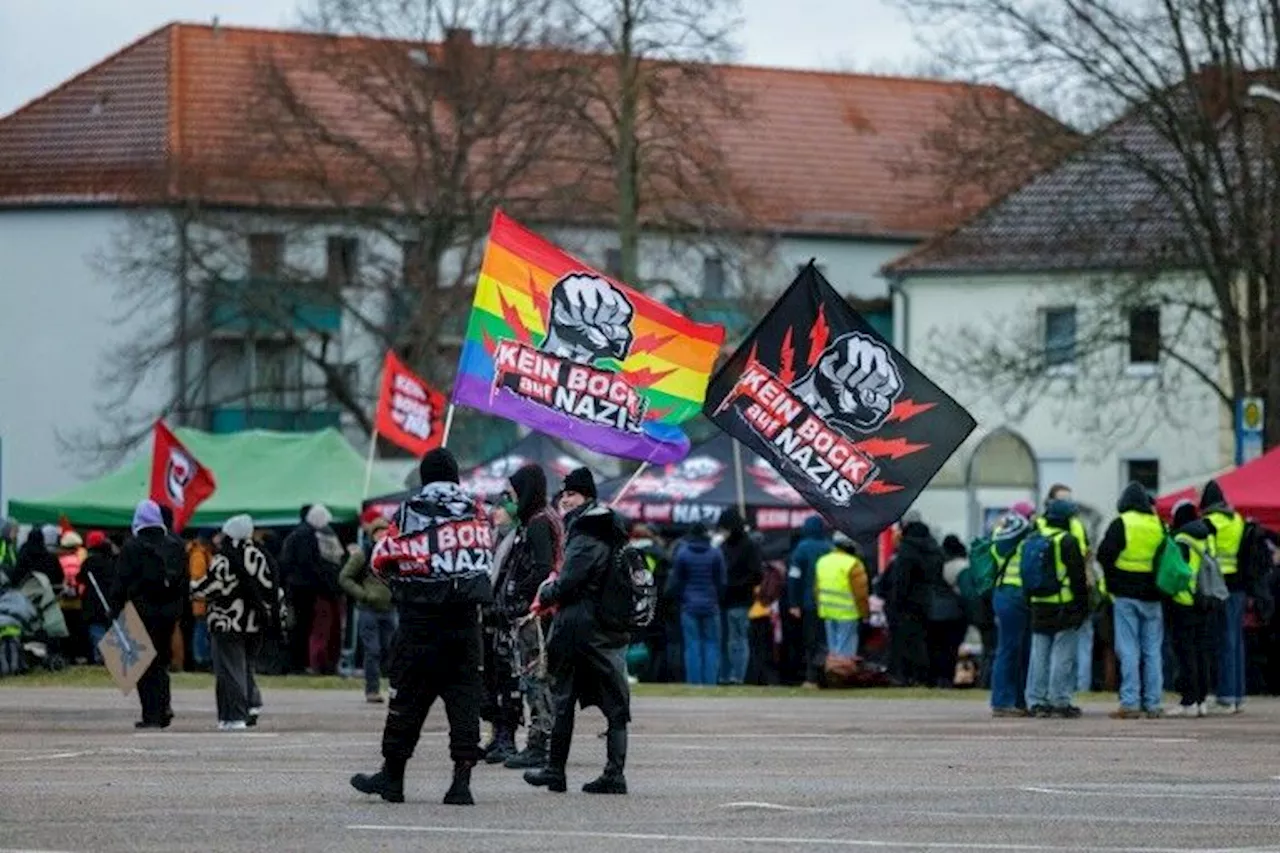 Allemagne : des manifestants retardent un congrès de l'AfD