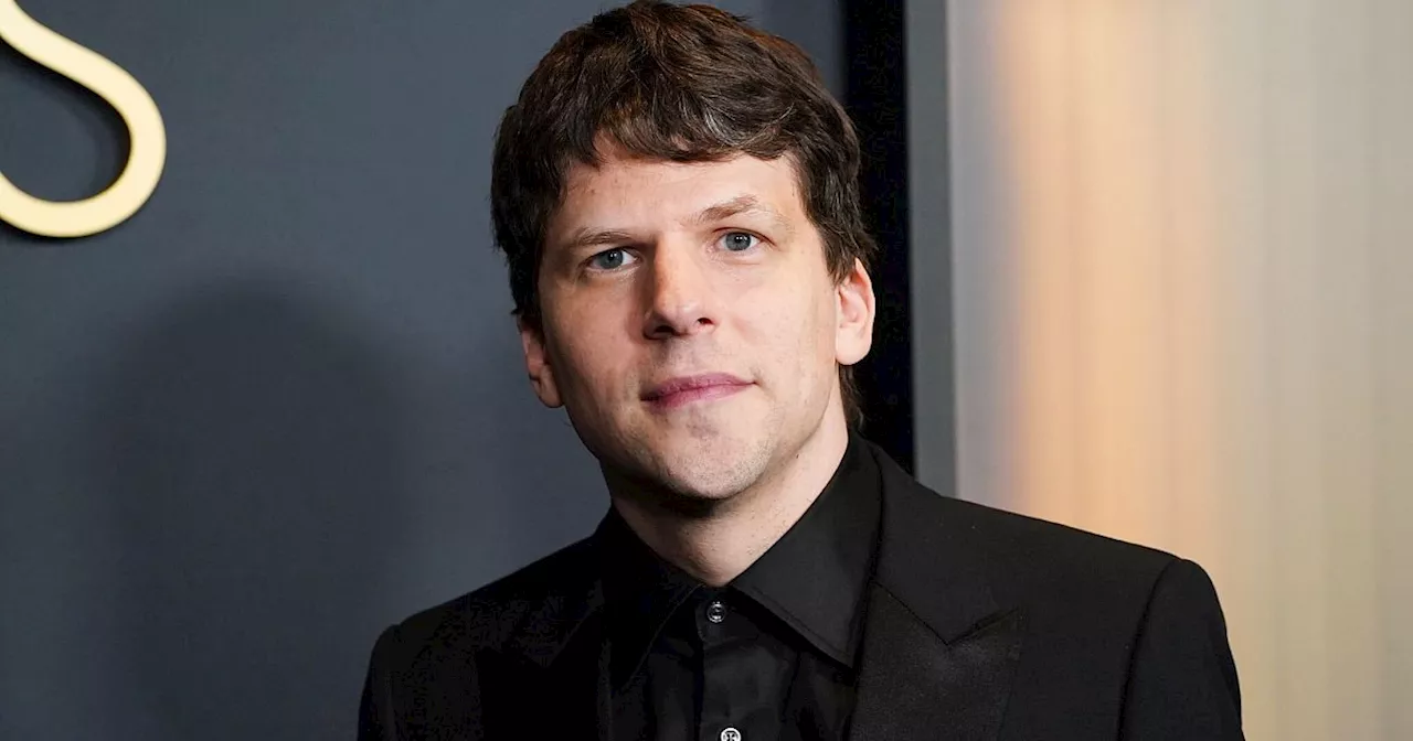 Jesse Eisenberg: Neid auf Männer und die Vererbung von Paranoia