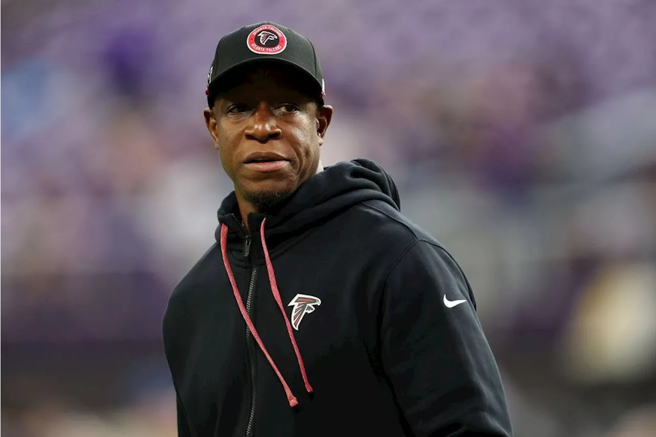 NFL Coaches: Atlanta Falcons trennen sich von Defensive Coordinator Jimmy Lake - Entlassungen und Transactions im Ticker