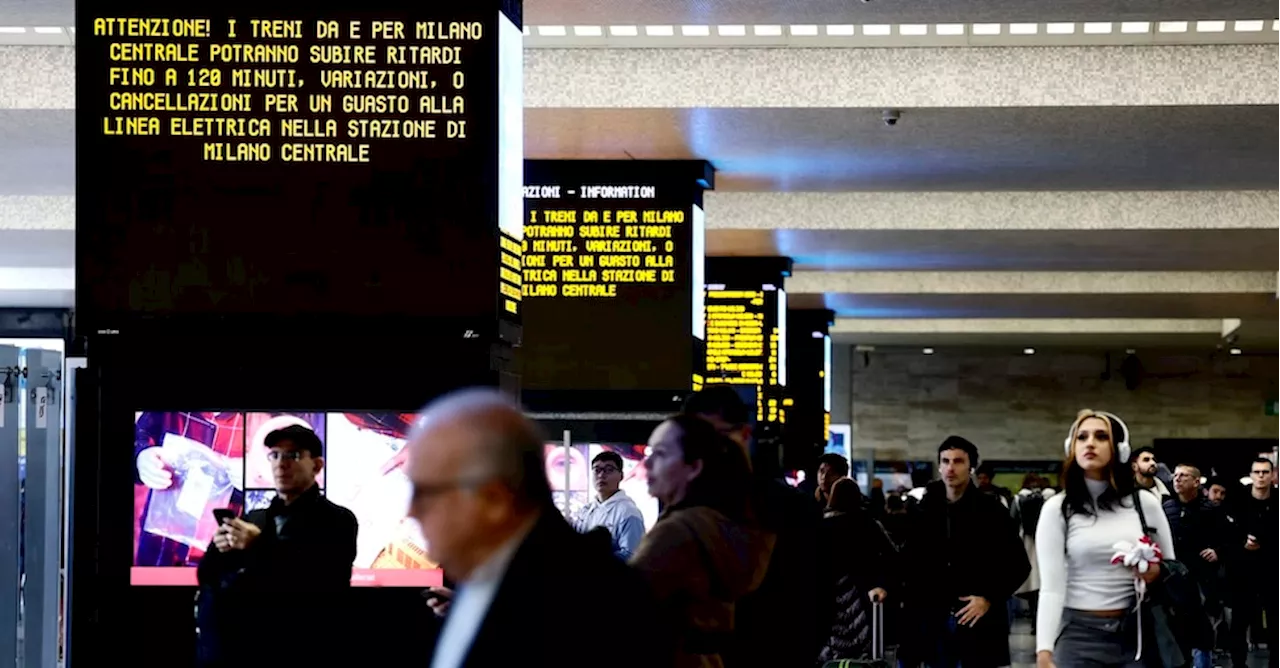 Trenitalia rimborsa viaggiatori dopo guasto linea elettrica a Milano