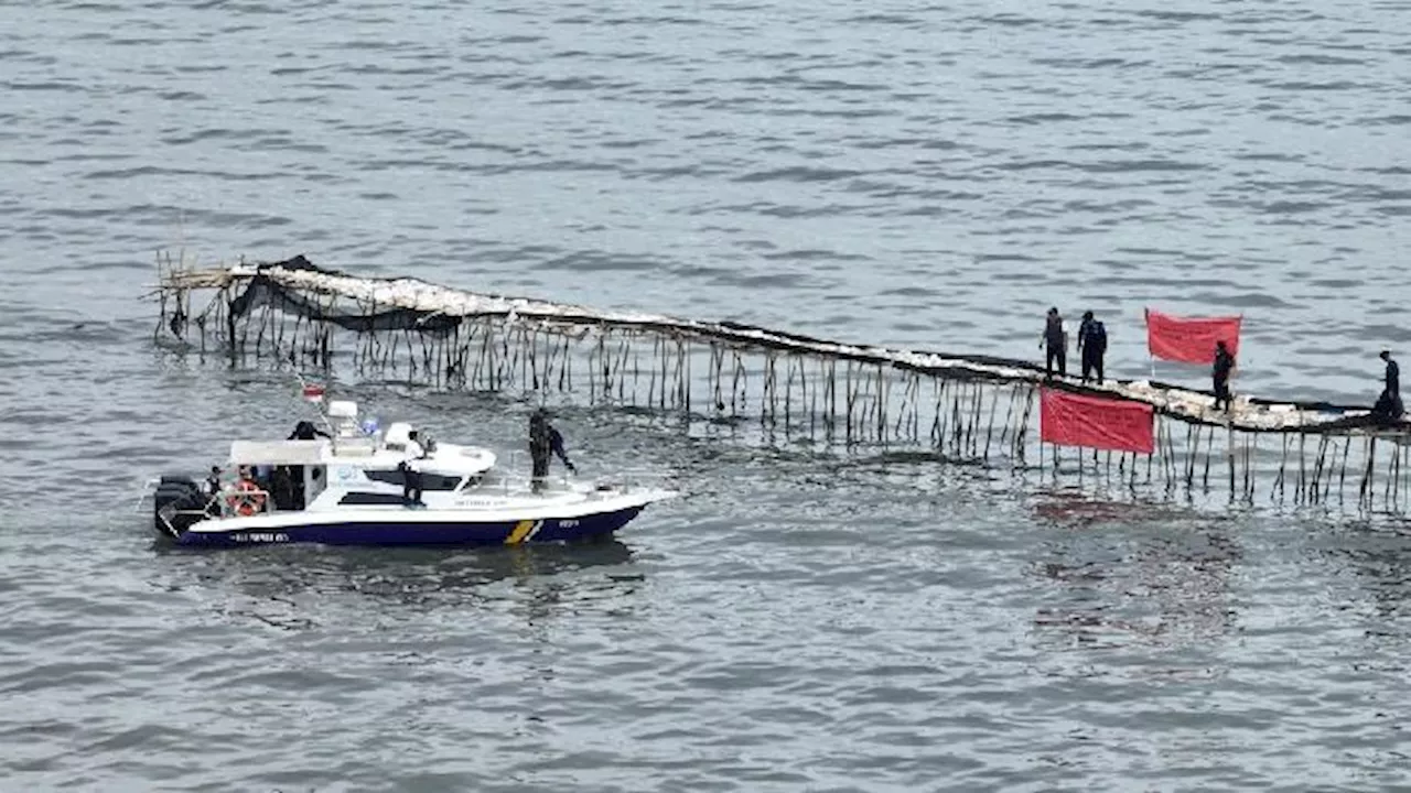 Pembuat Pagar Laut di Perairan Tangerang Terancam Sanksi Administrasi