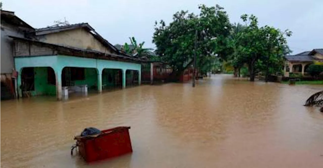 Flood Evacuees Rise in Johor, Remain Stable in Perak