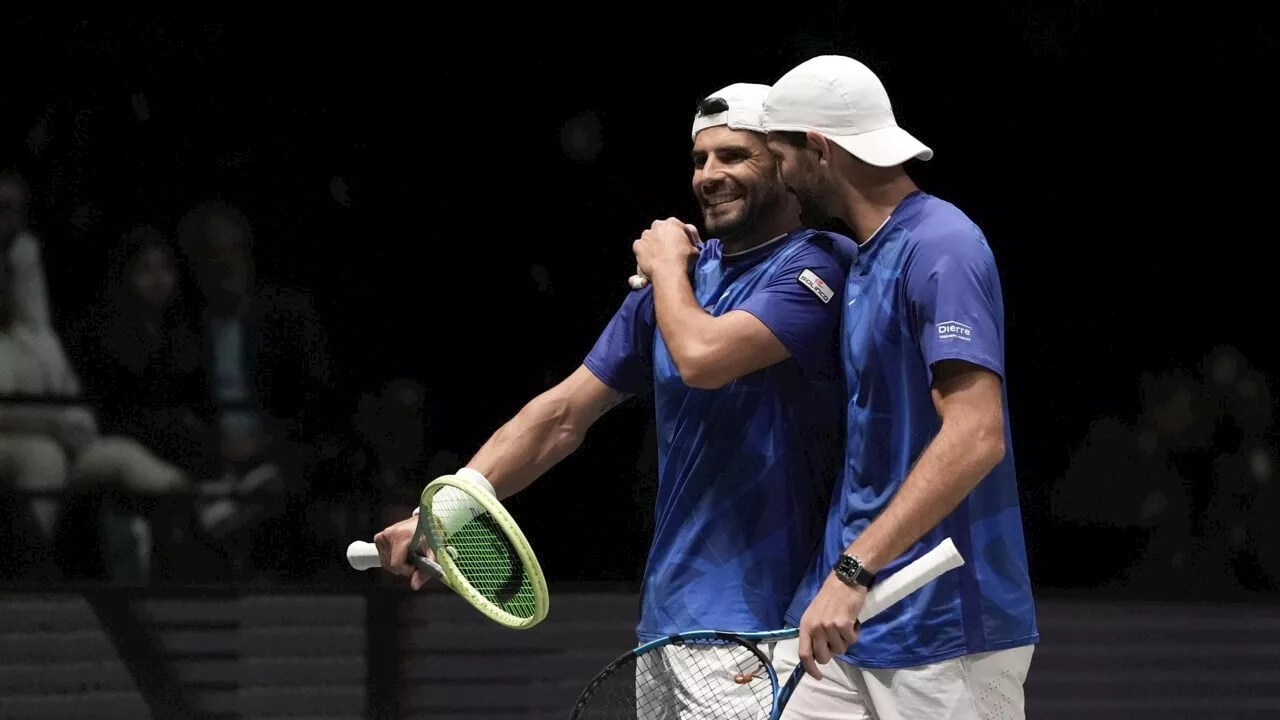 Bolelli-Vavassori, la coppia azzurra trionfa ad Adelaide: primo titolo stagionale per l'Italtennis