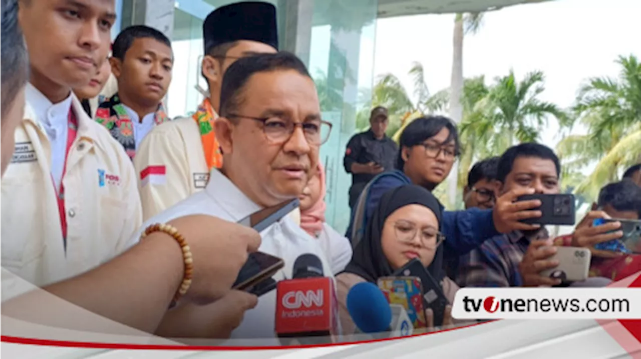 Viral, Siswa SD di Medan Dihukum Duduk Dilantai Karena Nunggak SPP, Anies Baswedan Beri Pesan Menohok