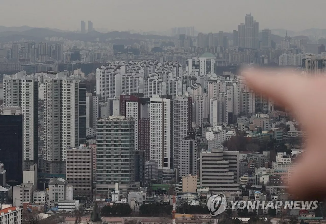 서울 집값도 하락할까…아파트 평균 매매가·거래량 동시 급감