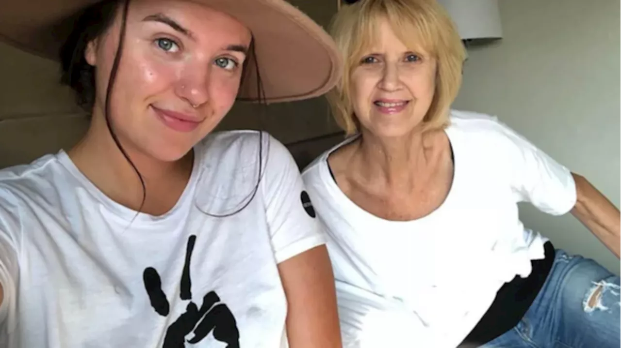 Delta airline crew helps reunite a mother and daughter for their final goodbye