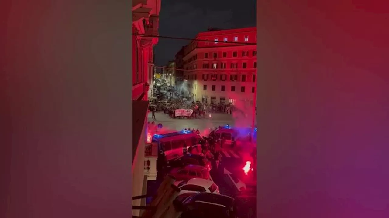 Scontri al corteo per Ramy a Roma, le immagini dall'alto