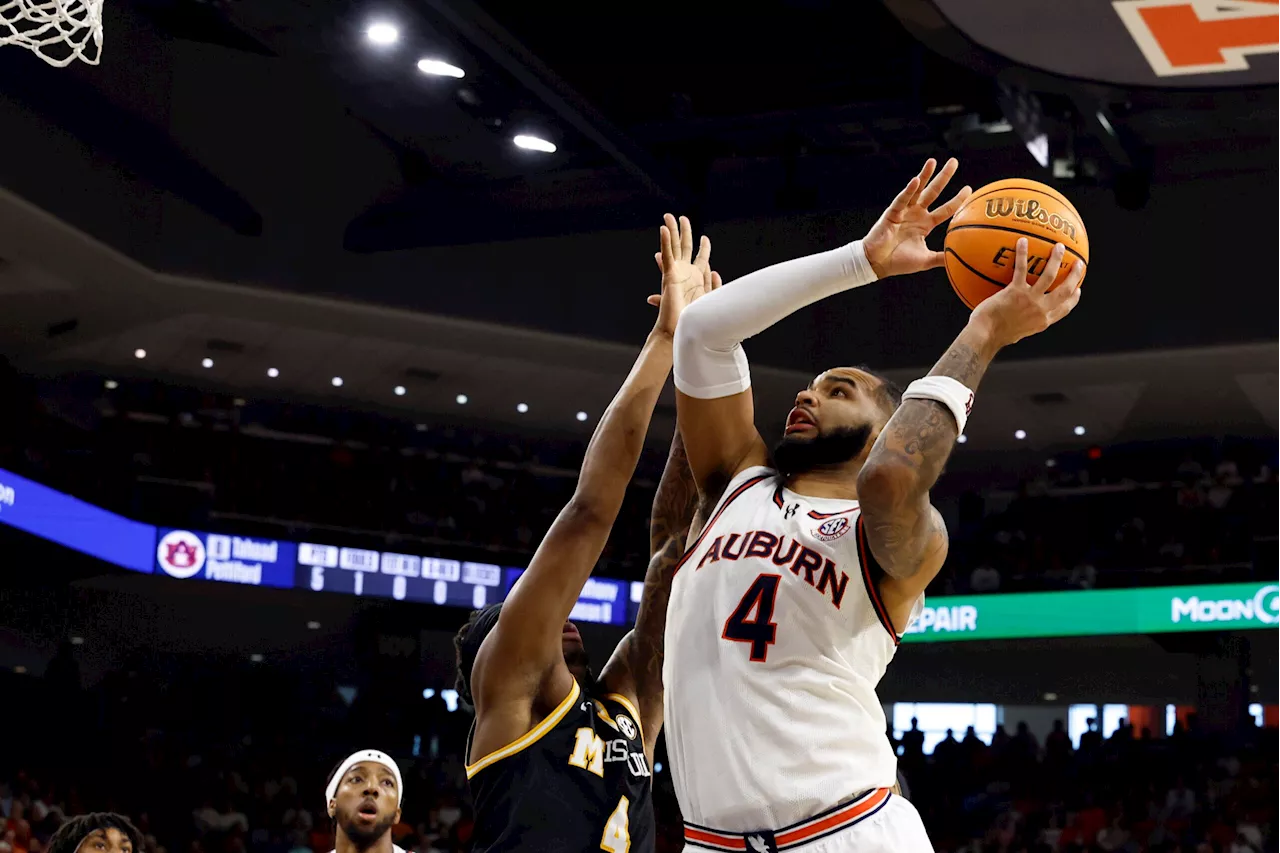 Auburn's Broome Injured in Win Over South Carolina