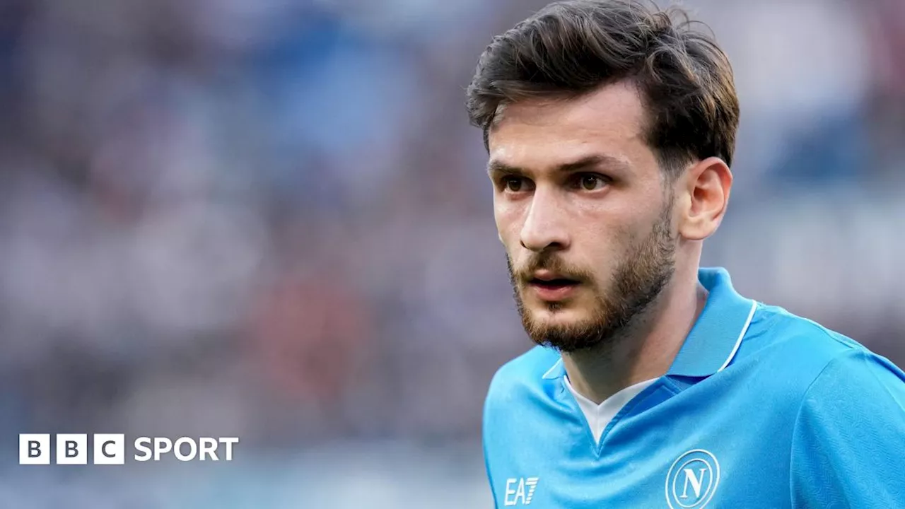 Napoli Star Kvaratskhelia to Leave Immediately