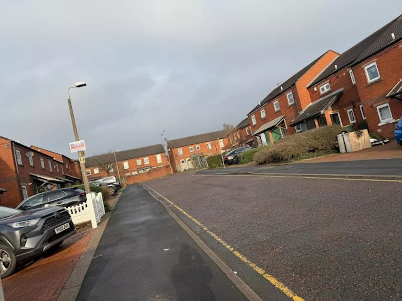 Crews fight house fire at Bloomfield Court close to city centre