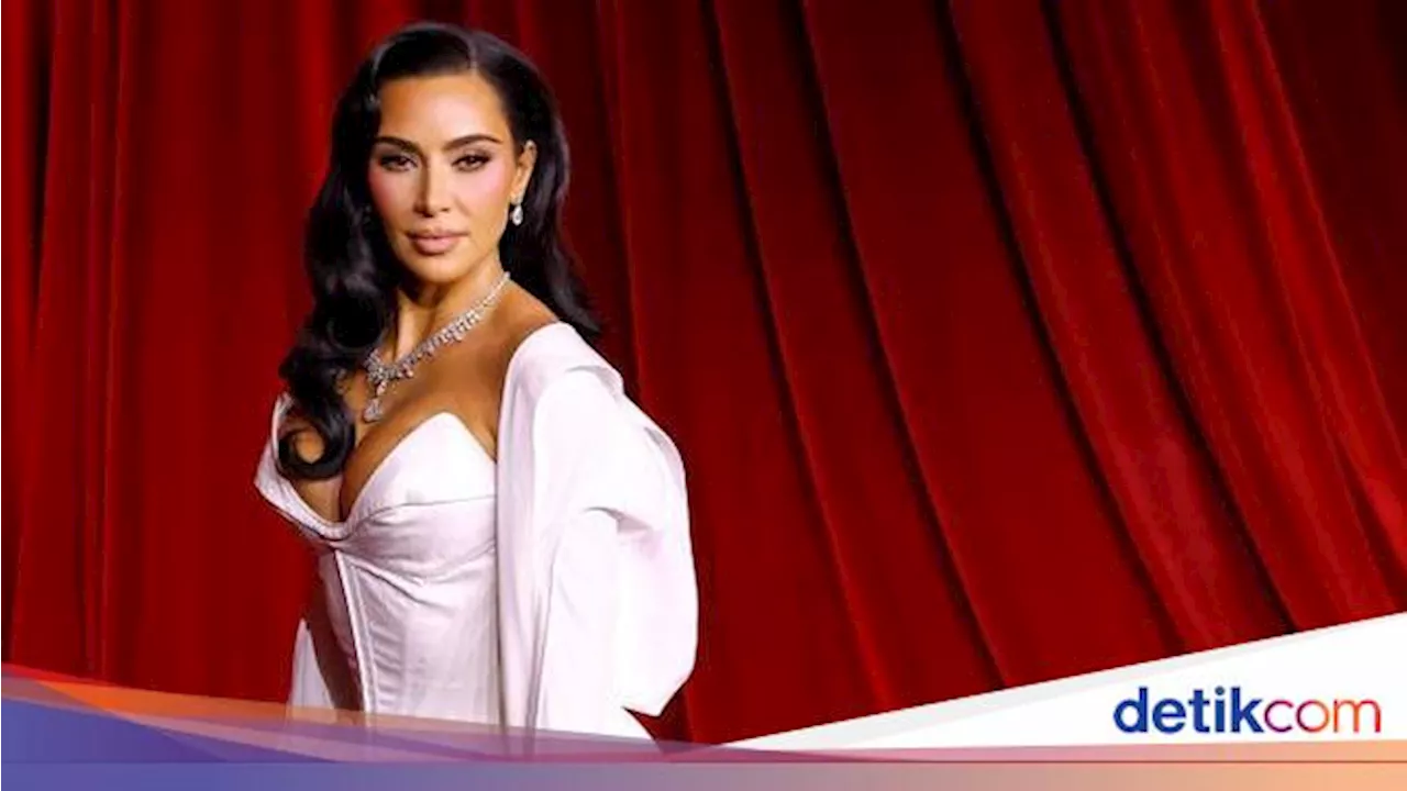 Kebakaran Horor di LA, Kim Kardashian Donasikan Celana Dalam untuk Para Korban