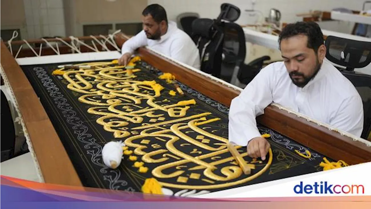 Kiswah Ka'bah Dipamerkan Pertamanya di Luar Makkah