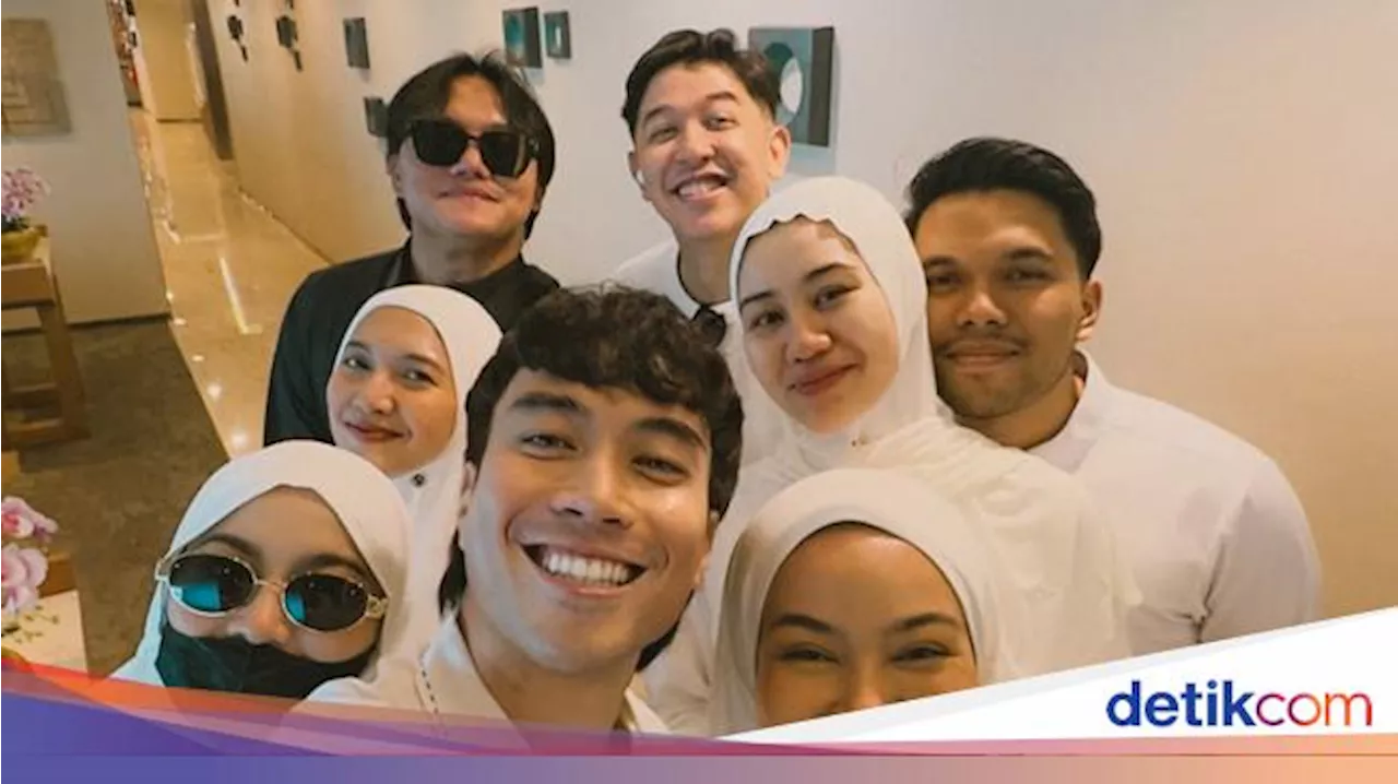 Rizky Febian dan Thariq Halilintar Umrah Berbarengan Istri