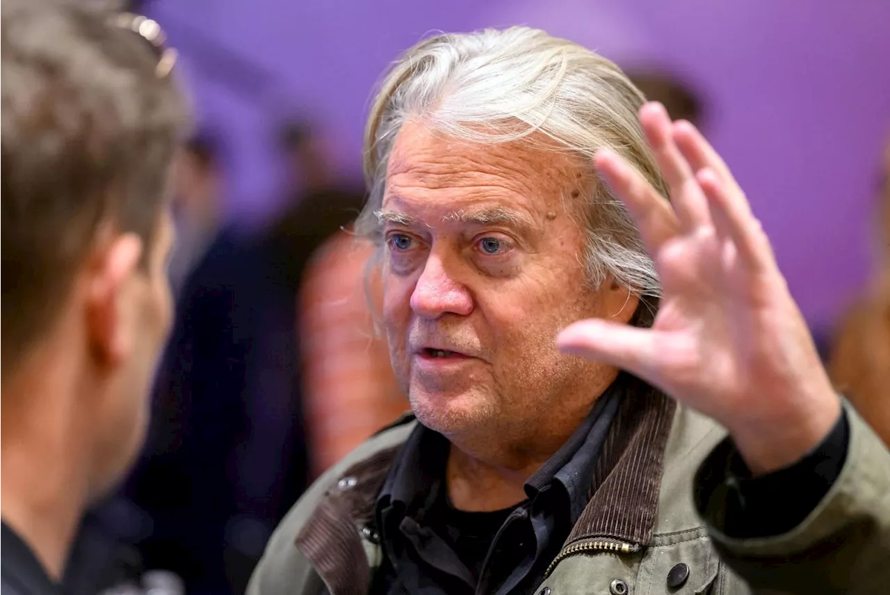 Musk Vs. Bannon: Steve Bannon Lashes Out At Billionaire, Says He 'Should Go Back To South Africa'