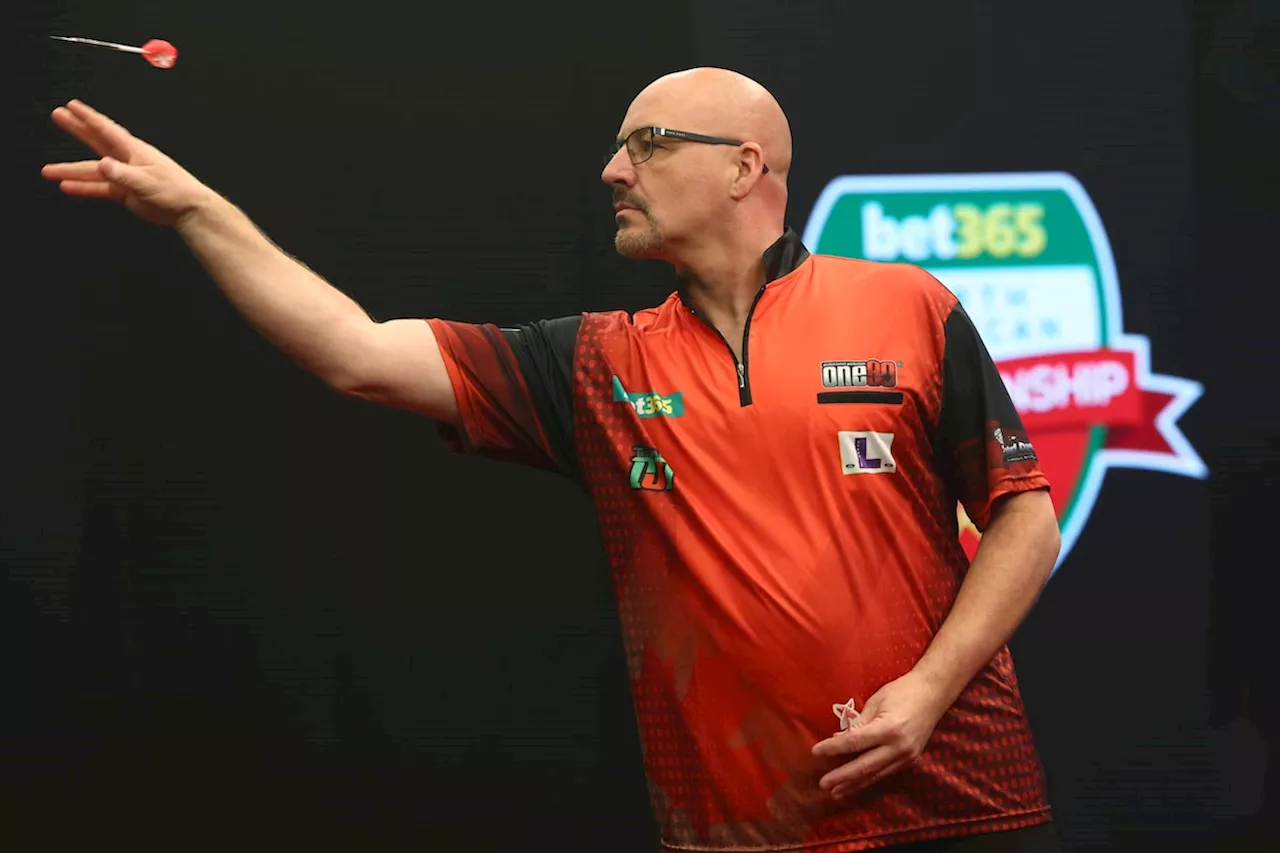 Canadian Jim (The Gentleman) Long wins his way onto pro darts tour