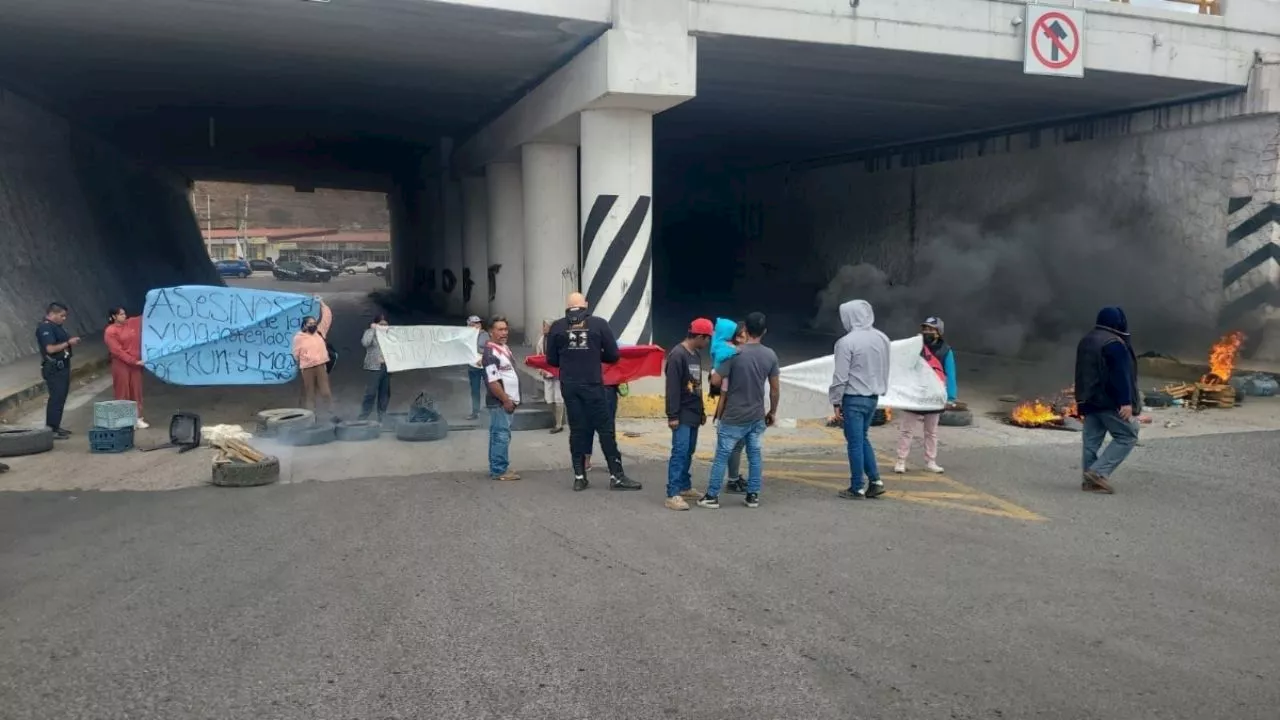 Habitantes de colonia Las Huertas bloquean carretera por inseguridad