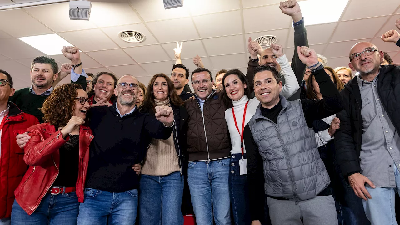 Gallardo seguirá al frente del PSOE de Extremadura tras ganar las primarias