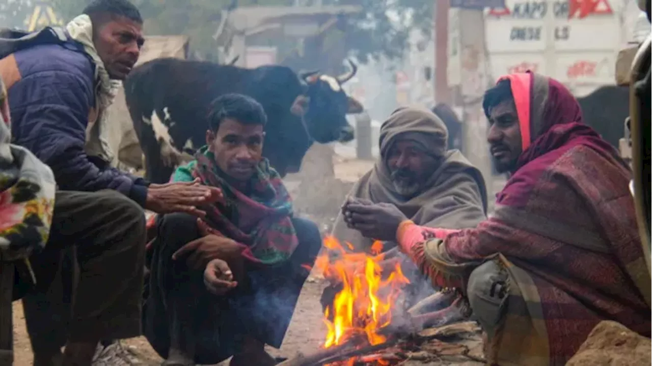 Weather Update: दिल्ली-यूपी में बारिश के बाद बढ़ी ठंड, बिहार-राजस्थान में कोहरे का कहर; पढ़ें अपने राज्य का हाल