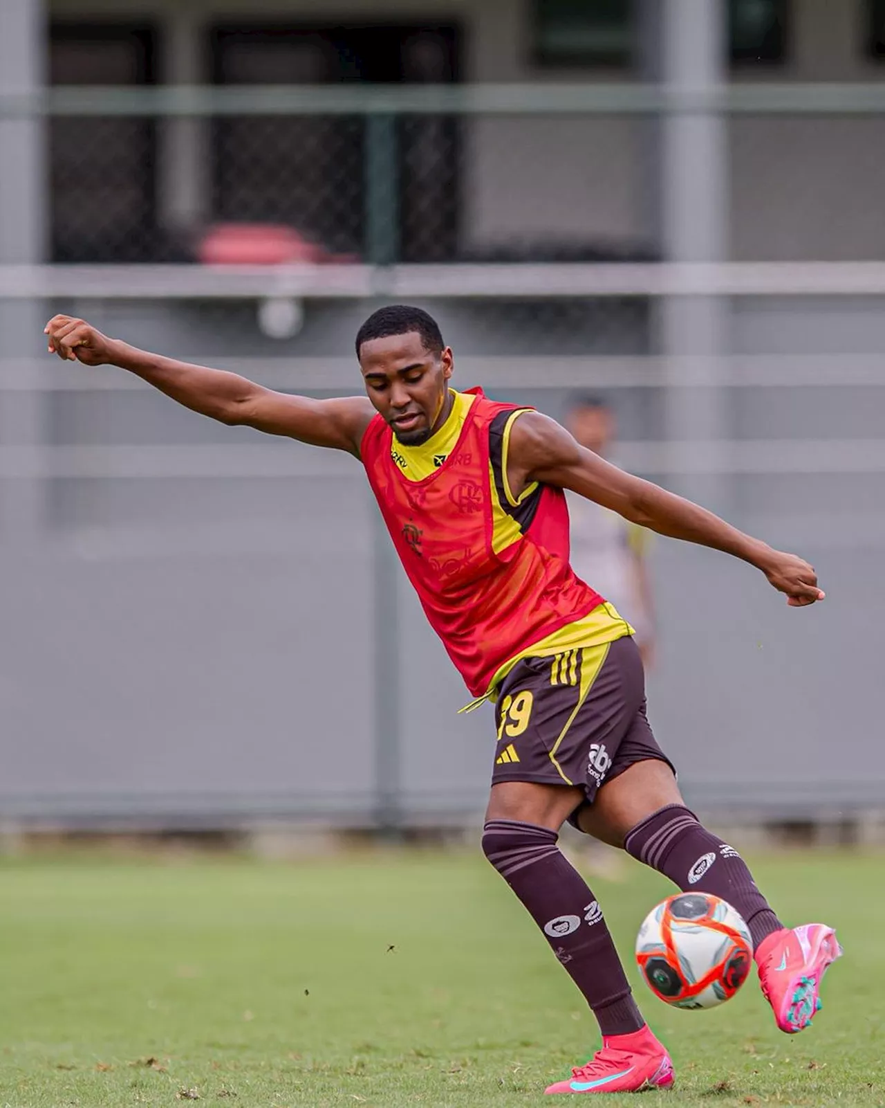 Flamengo estreia no Carioca fora do Rio, em Aracaju