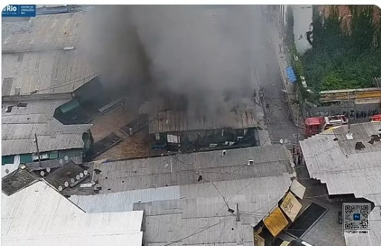 Incêndio atinge camelódromo da Uruguaiana no Rio