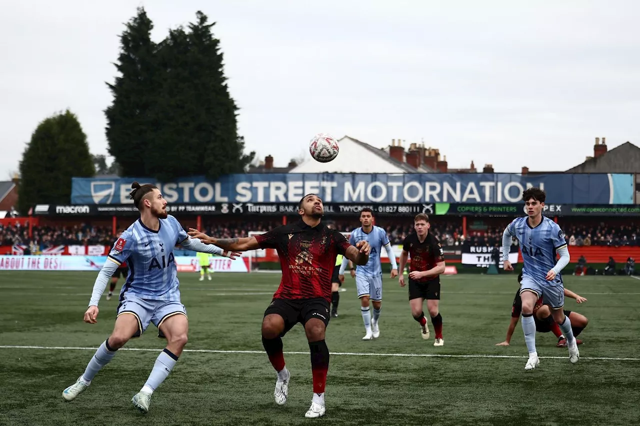 Coupe d'Angleterre: Tottenham bousculé mais qualifié face au petit poucet