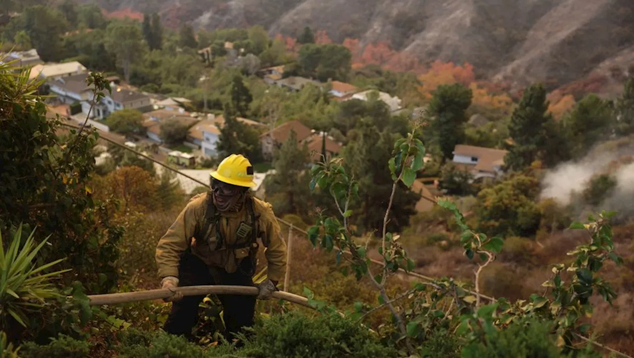 Le bilan des incendies à Los Angeles grimpe à 16 morts