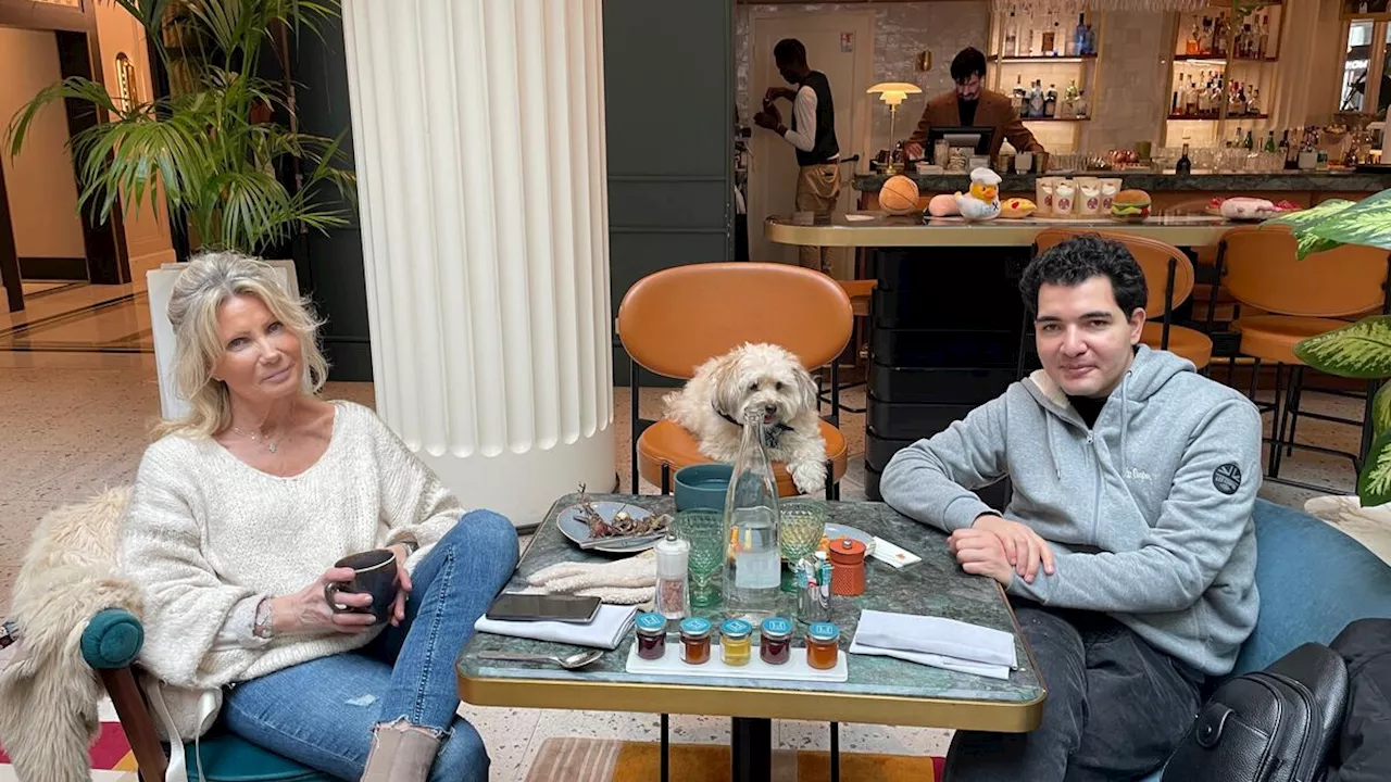 Paris : aux doggybrunchs de cet hôtel de luxe, les chiens sont traités comme des rois