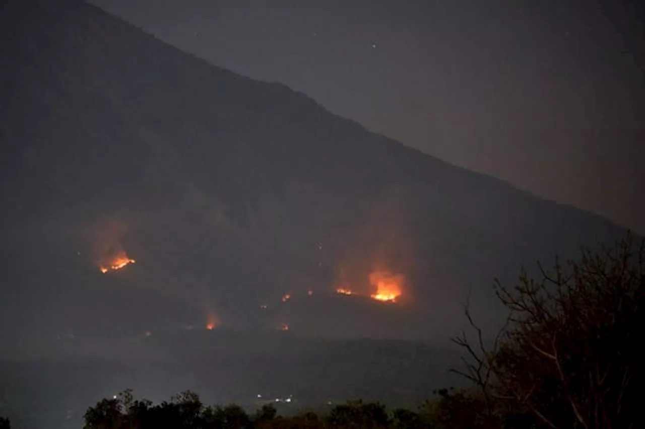 Gunung Ibu Erupsi, PVMBG Tetap Pertahankan Status Siaga