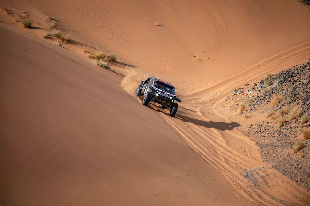 Dakar Rally Director Pilots Helicopter to Fix Roadbook Error