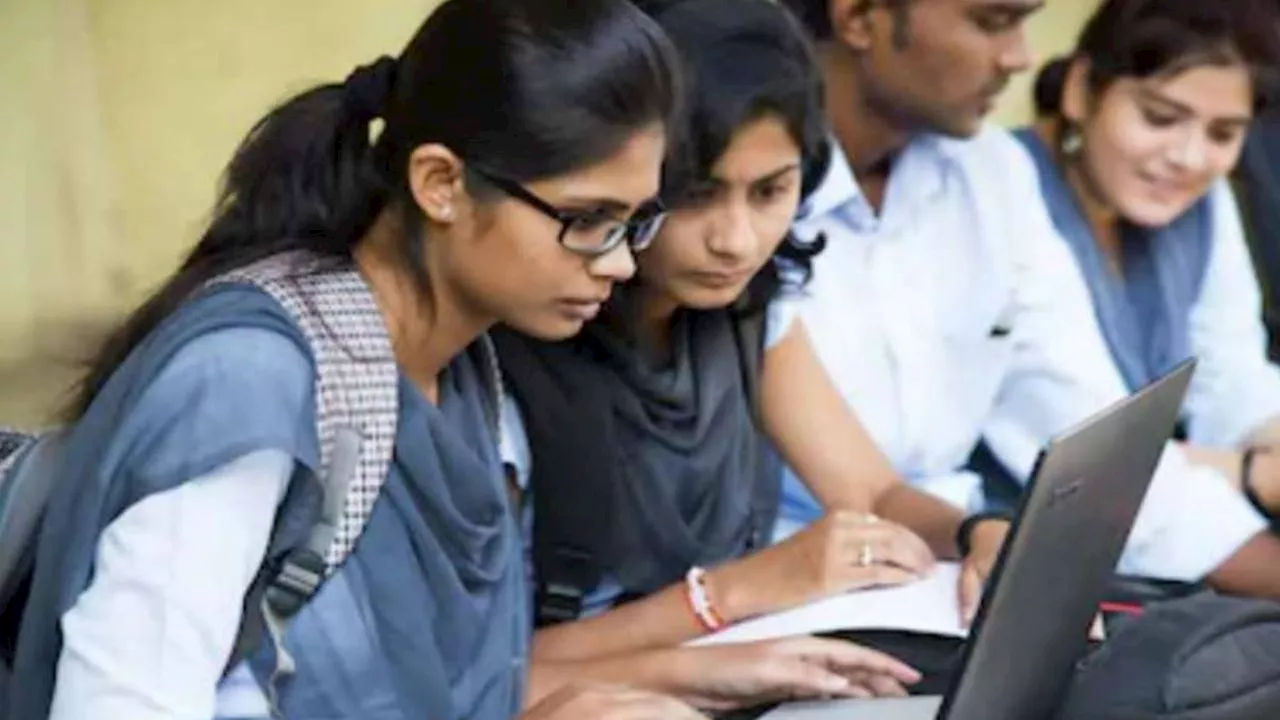 UGC NET Admit Card: यूजीसी नेट परीक्षा 2024 के लिए एडमिट कार्ड जारी, इस लिंक से करें डाउनलोड