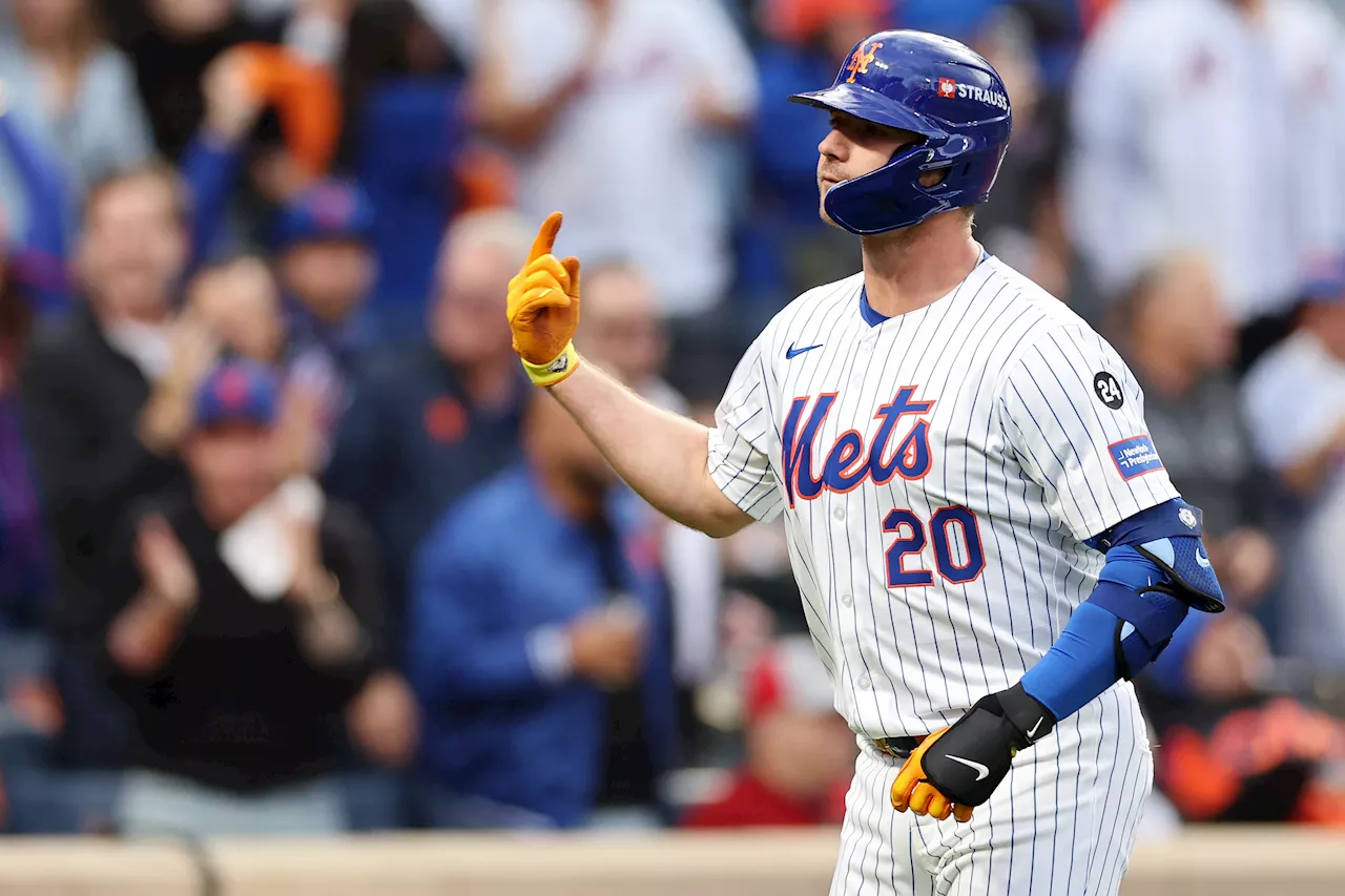 Pete Alonso's Future With Mets Remains Uncertain as Spring Training Approaches