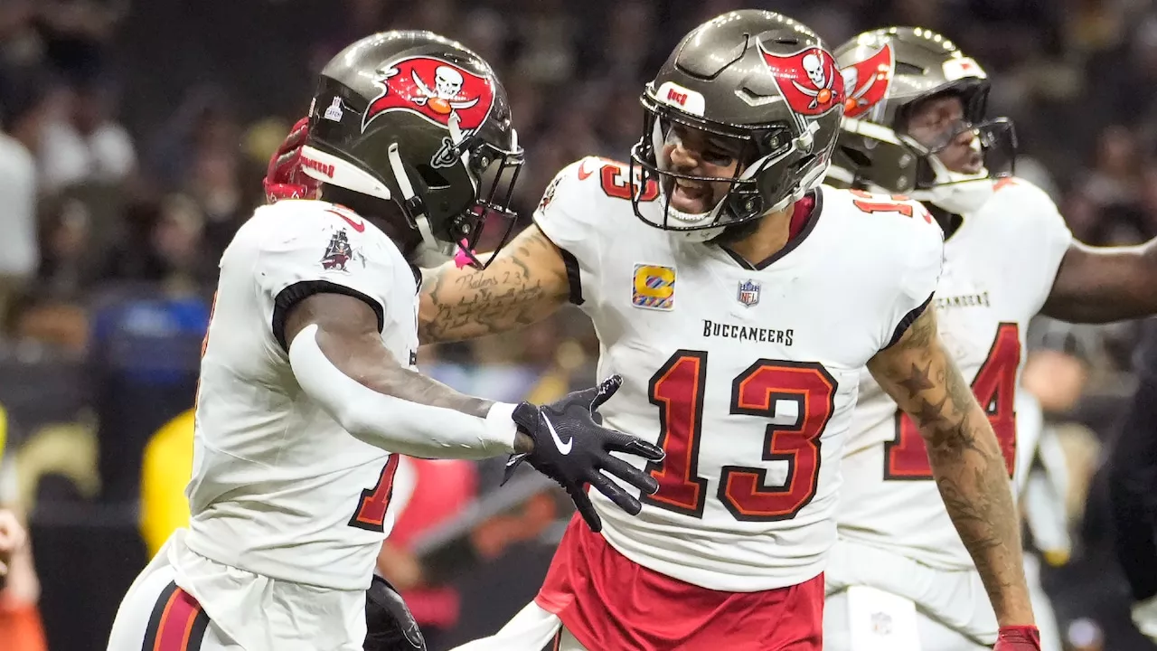 Commanders Face Buccaneers in NFC Wild Card Playoff Game