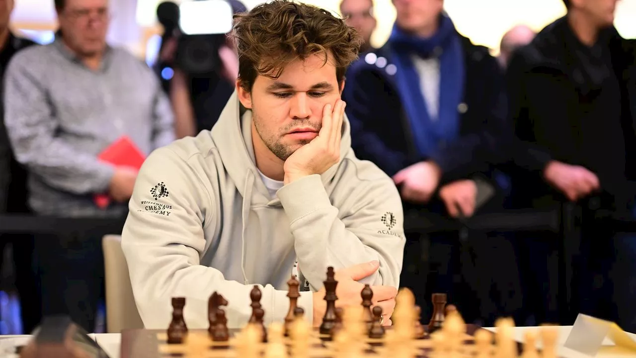 Schachstar Carlsen siegt bei St.-Pauli-Debüt