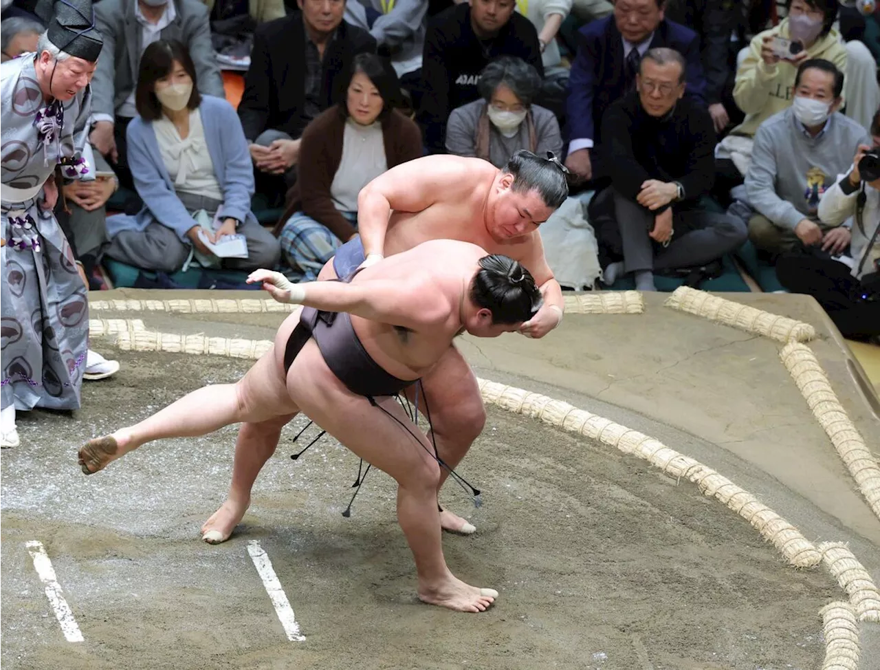 豊昇龍、初日白星スタート！圧倒的な力さで霧島を破る