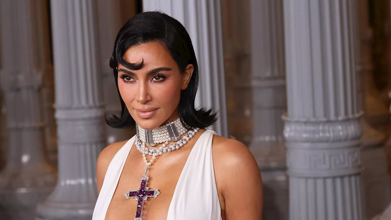 Kim Kardashian'ın Aşırı Sulaması: Yangınlar ve Bölgedeki Su Krizine Katkı