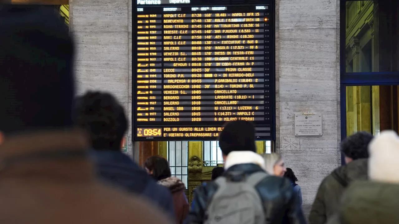 Caos treni, ritardi e cancellazioni: come ottenere il rimborso 