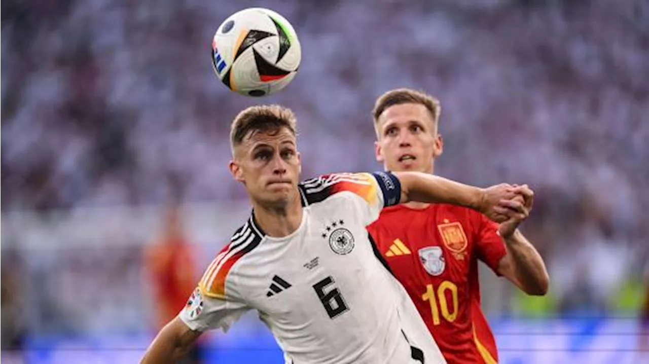 Kimmich fa sperare il Bayern Monaco: 'Con Kompany le possibilità di rinnovo aumentano'