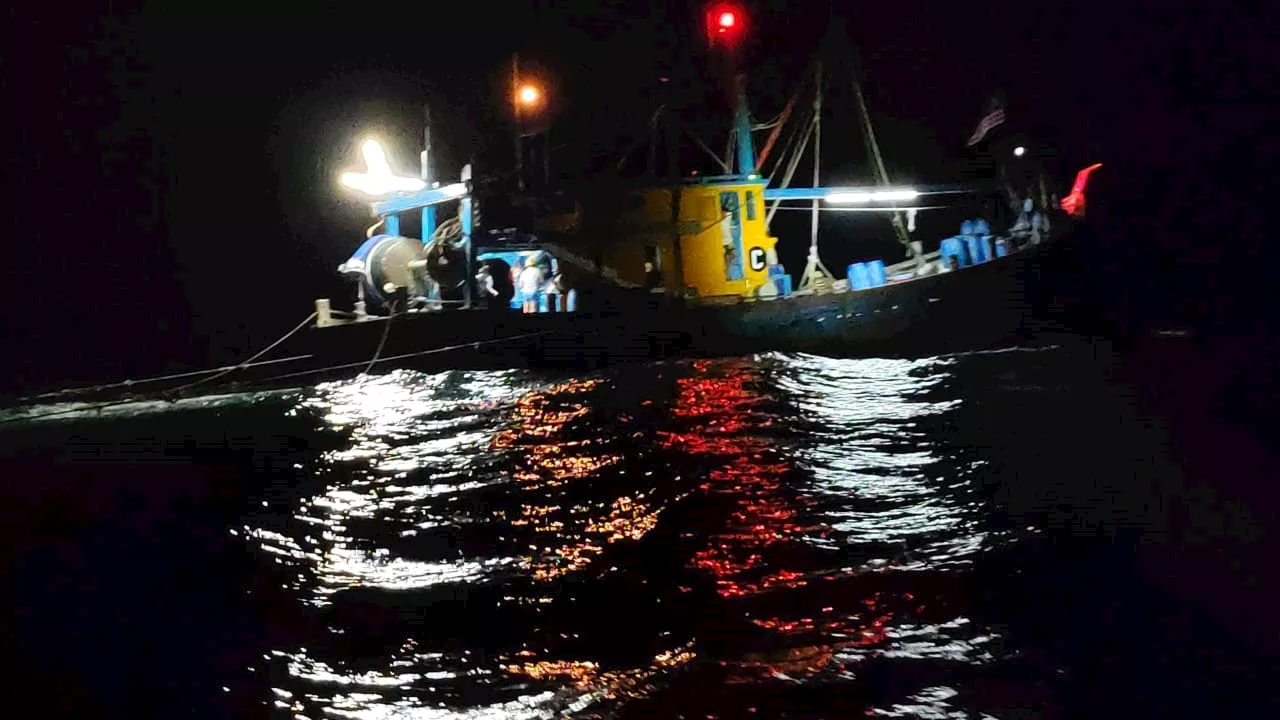 Fishing Vessel Detained for Violating License Terms