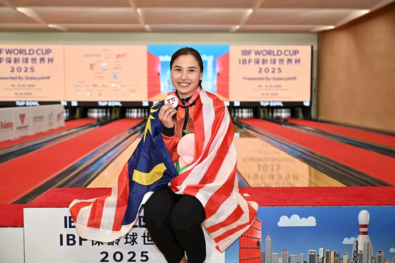 Natasha Roslan Makes History, Becomes First Malaysian Woman to Win World Cup Bowling