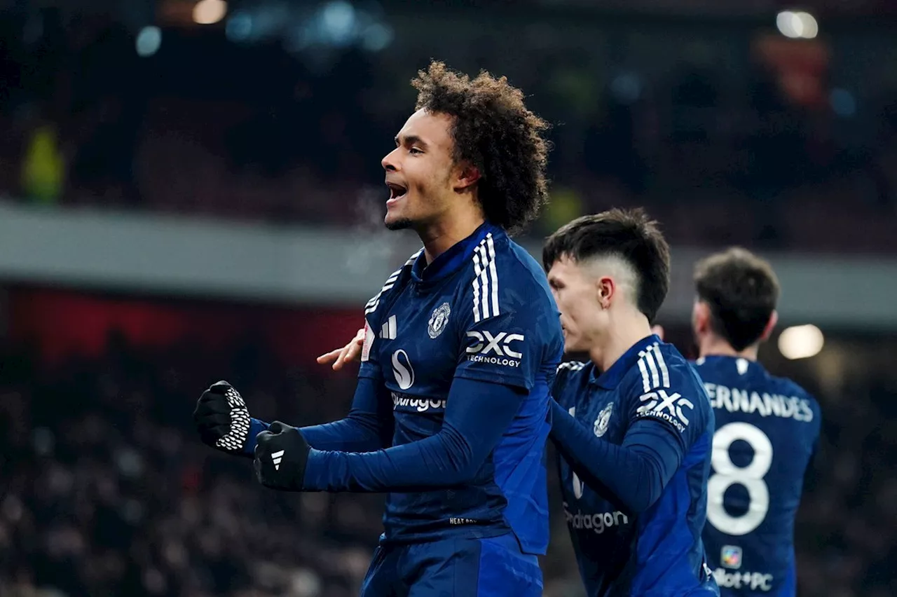 Zirkzee benut winnende strafschop voor Man Utd en knikkert Arsenal uit FA Cup