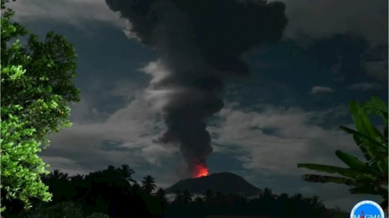 Gunung Ibu Erupsi, PVMBG Imbau Waspada