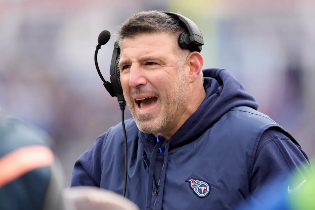 Vrabel Returns to Patriots as Head Coach