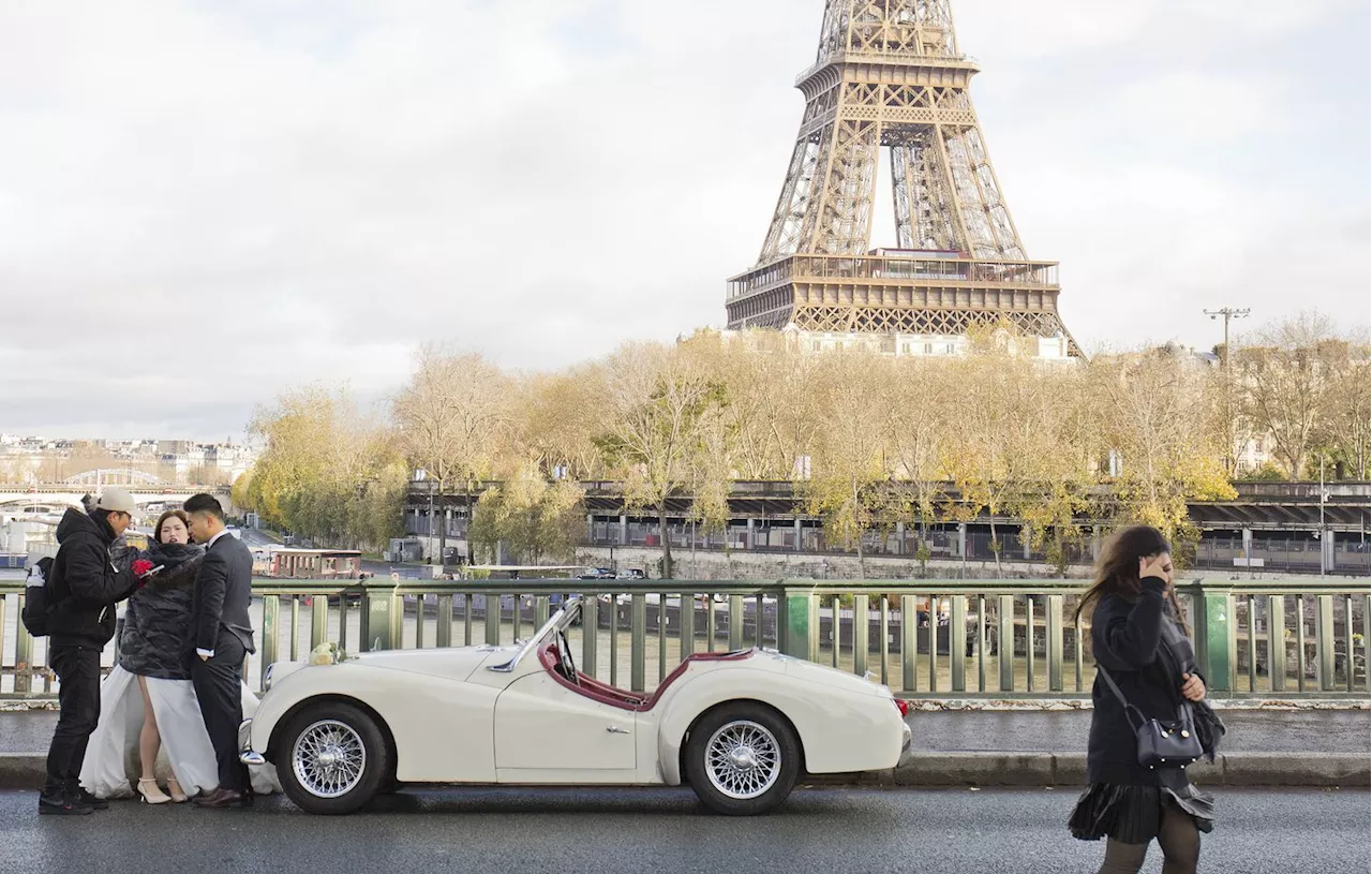 Paris : L’Office de tourisme ferme son dernier bureau « physique » au pied de la tour Eiffel