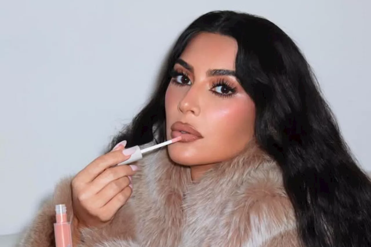 Kim Kardashian Dukung Petugas Pemadam Kebakaran Terpidana